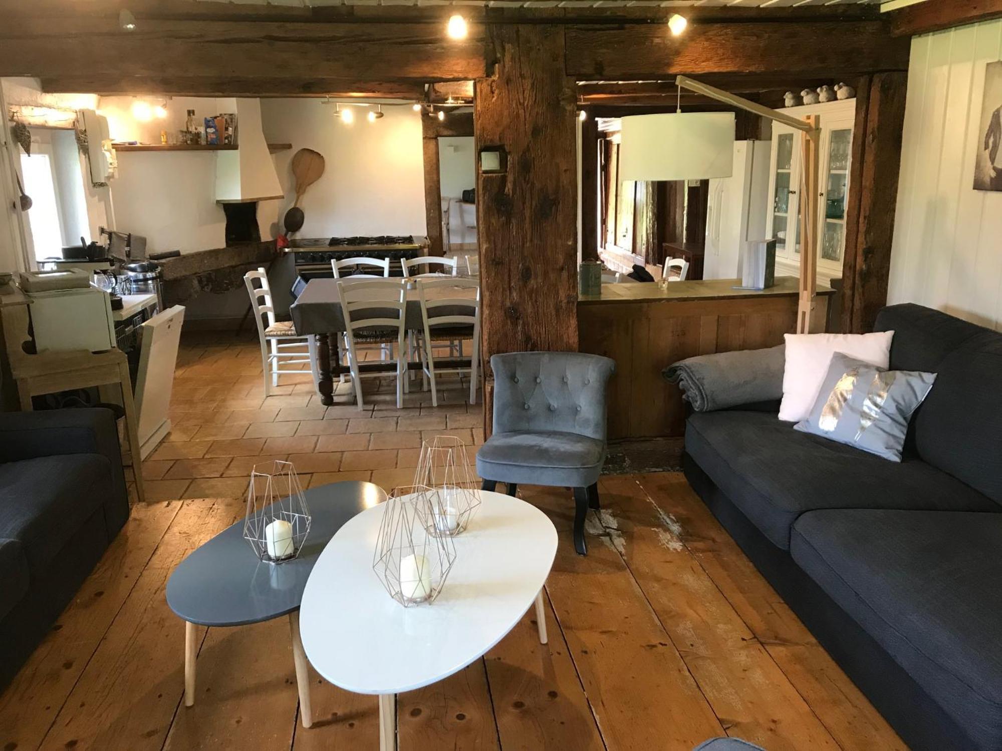 Ferme De Chenezeau - 15 Personnes , 7 Chambres Gerardmer Exterior photo